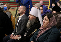 В праздник Крещения в Александро-Невском соборе прошел концерт церковных песнопений