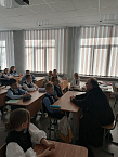 Курганский священник провёл урок нравственности для 4-классников