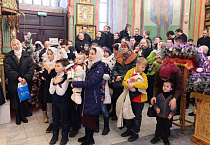 В престольный праздник Александро-Невского кафедрального собора прошла Литургия двух архиереев