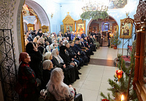 В праздник Крещения в курганском соборе выступил православный ансамбль «Дорос»