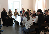 Священник из Лебяжье принял участие в муниципальном родительском совете