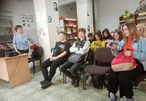 В Кургане священник и миссионеры провели для студентов «Час нравственности»