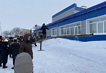 Священник из Глядянского посетил масленичные гуляния