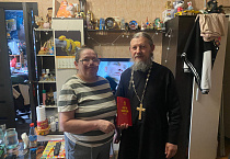 В Кургане «Экипаж Милосердия» в мае посетил 10 семей с детьми-инвалидами