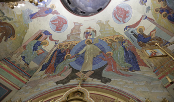 Литургия в Крестовоздвижение в кафедральном соборе Кургана