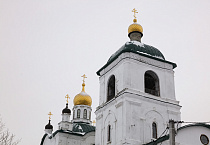 В старинном храме села Усть-Суерское два архиерея совершили Литургию