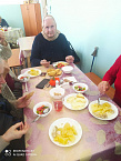 В социальной столовой курганского храма учат маленьких поварят