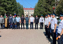 В Кургане священник участвовал в церемонии приведения к присяге