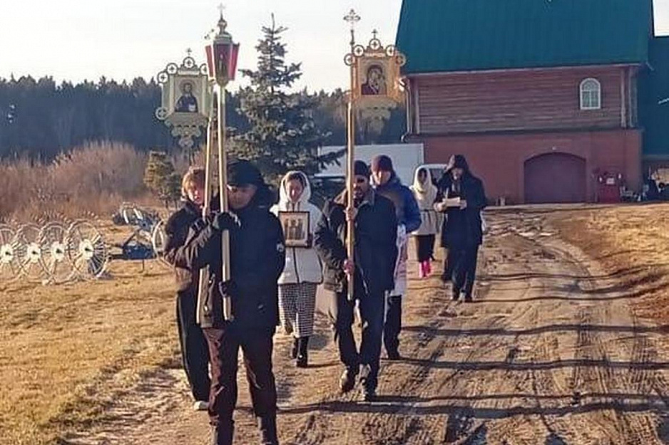 Паломники из Тюмени посетили Андреевскую слободу в день Архангела Михаила