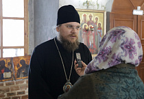 В старинном храме села Усть-Суерское два архиерея совершили Литургию