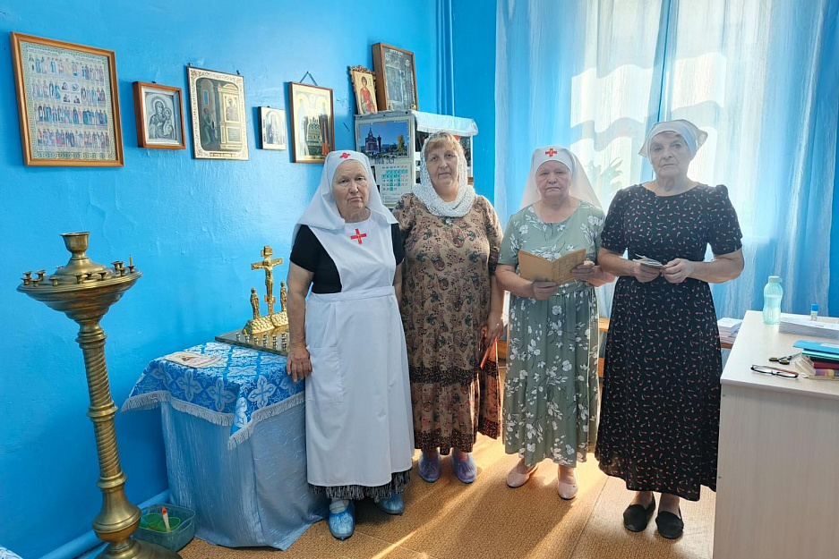 В Кургане сестры милосердия провели просветительское мероприятие в областной больнице