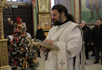 В Рождественский сочельник митрополит Даниил совершил Литургию в кафедральном соборе Кургана