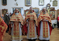 В Курганском храме Рождества Христова состоялась архиерейская пасхальная Литургия