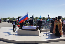 В Кургане состоялось погребение останков погибшего в 1941 году советского воина – деда секретаря Курганской епархии